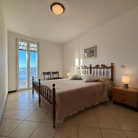 Апартаменты Stunning View Peglio - Larihome A45 *